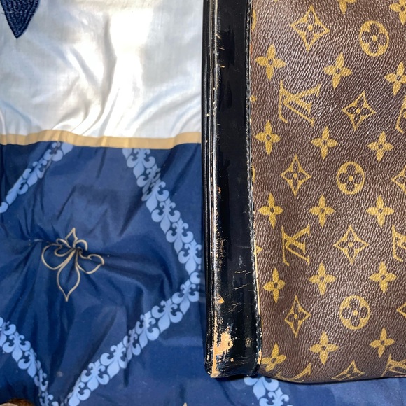 Authentic vintage LV - Picture 15 of 16